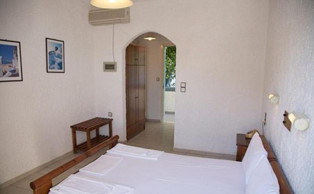 איה גליני Fevro Hotel חדר תמונה