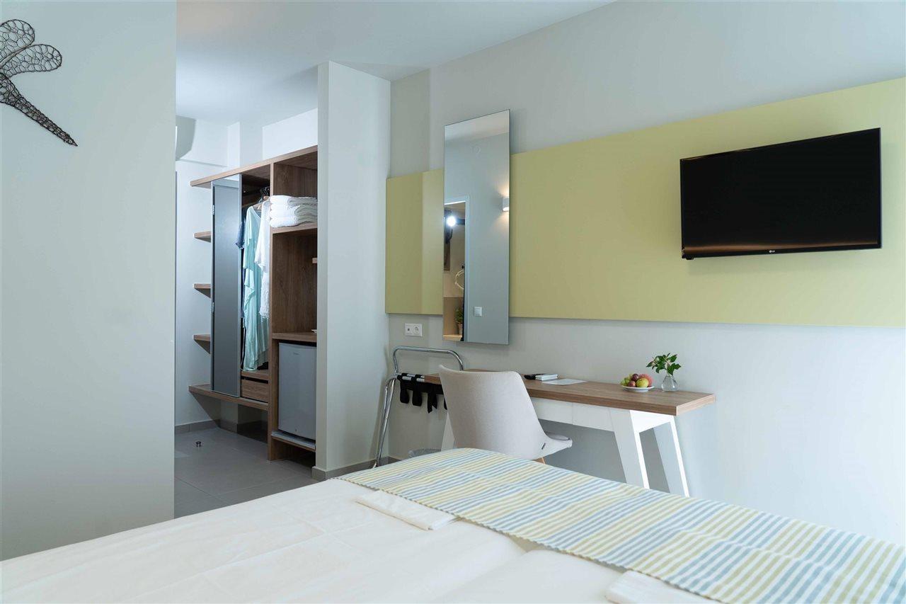 איה גליני Fevro Hotel מראה חיצוני תמונה
