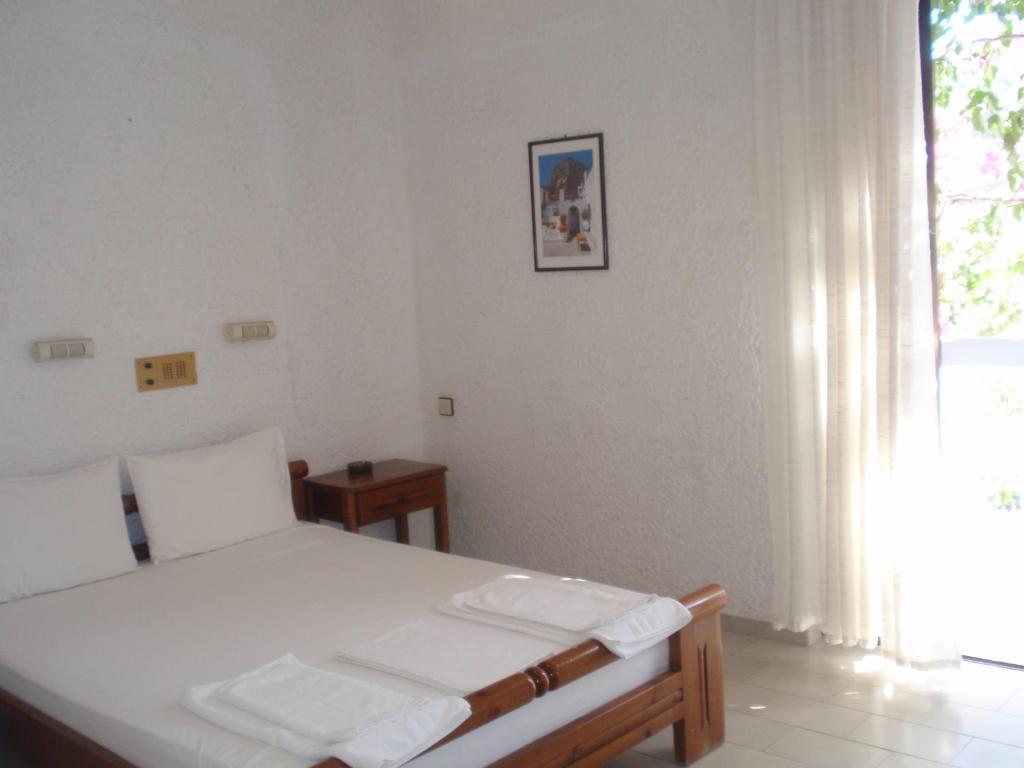 איה גליני Fevro Hotel חדר תמונה