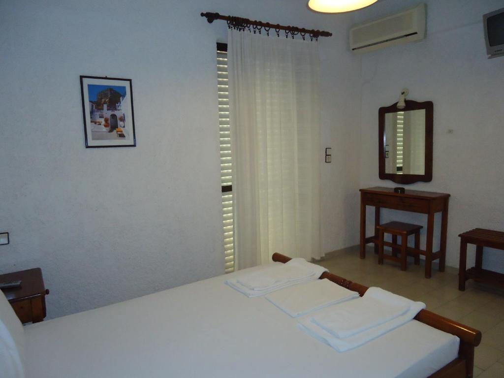 איה גליני Fevro Hotel מראה חיצוני תמונה